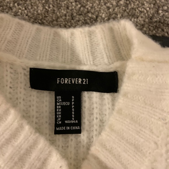 forever 21 sweater - Picture 2 of 2